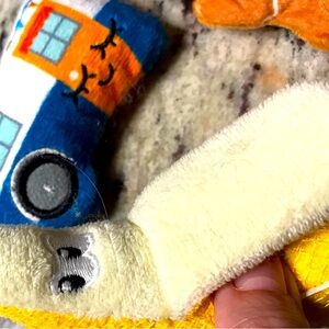 Cat Toys Set Of 3 NEW FINAL SALE